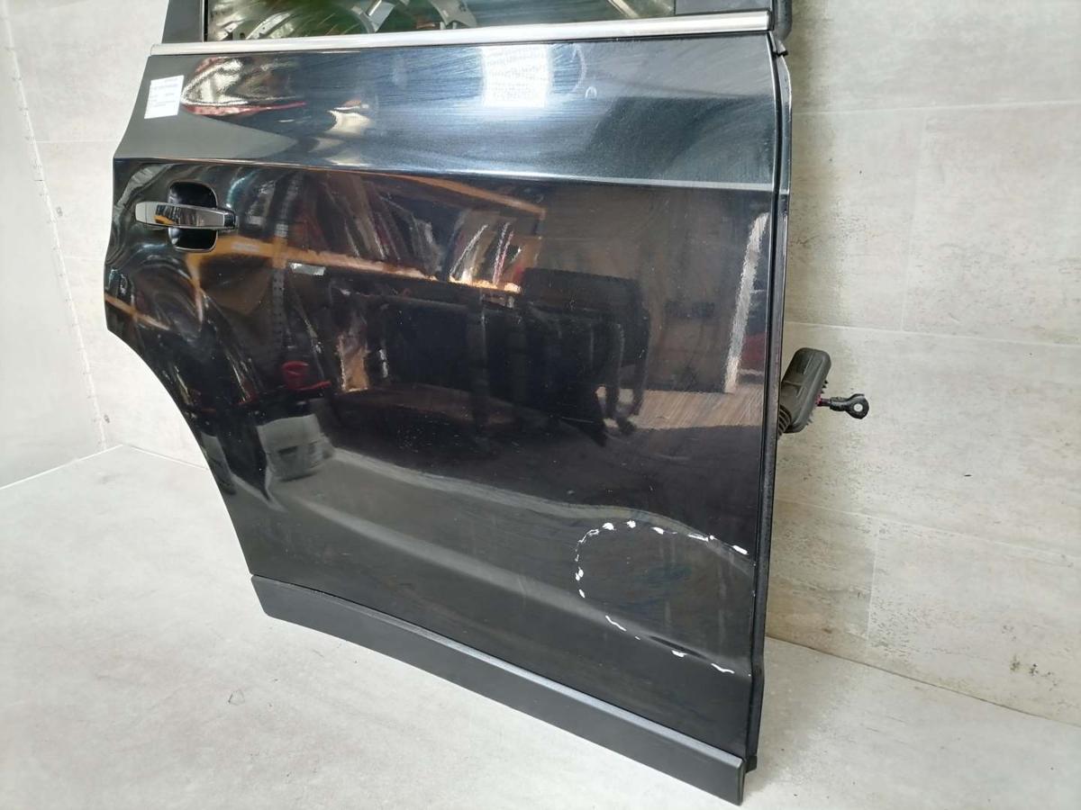 Chevrolet Orlando original T&uuml;r hinten rechts Schwarz Bj.2013